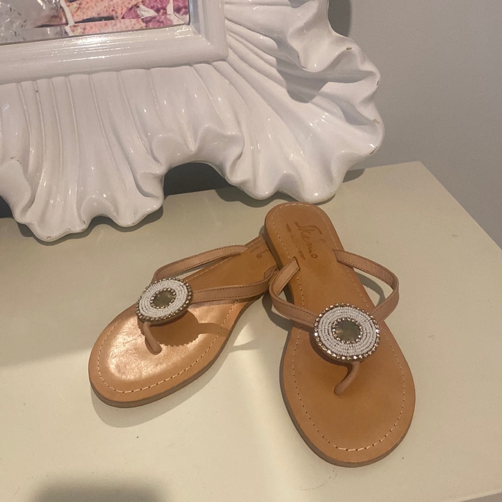 Women’s Sandals. Size:10